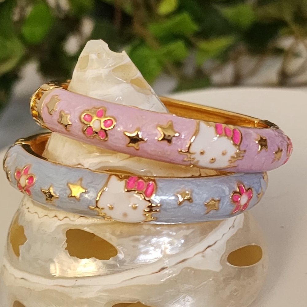 Gold Filled Hello Kitty Enamel Hinge Clamper Bracelet Child Size